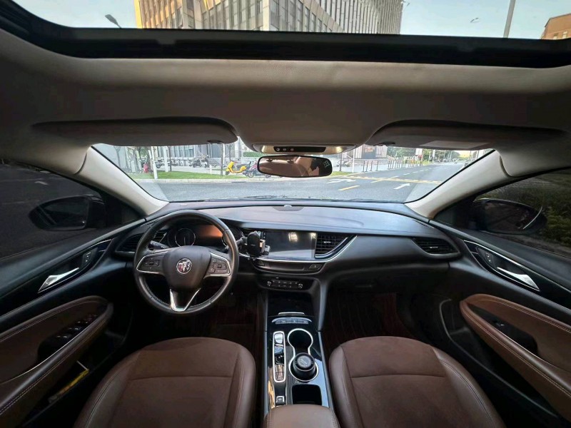 广州23年别克君威5