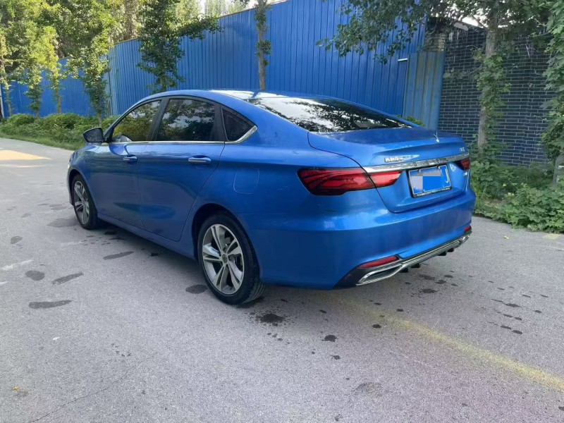 济宁19年吉利缤瑞8