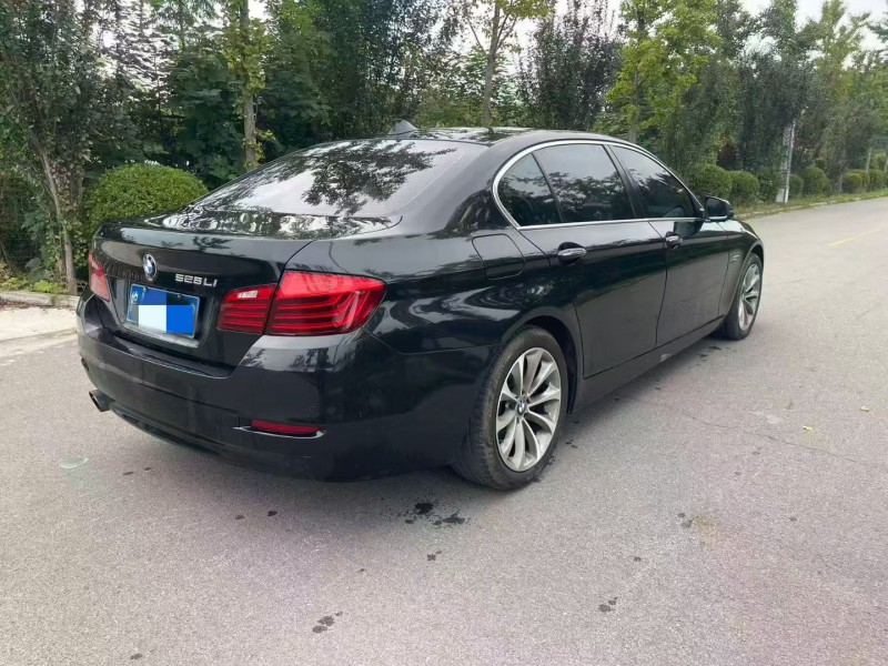 济宁16年宝马5系7