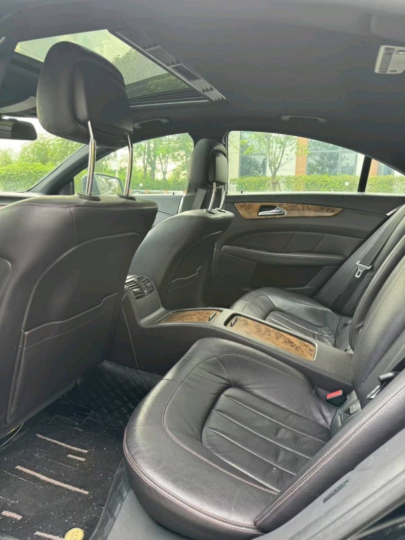 广州15年奔驰CLS4