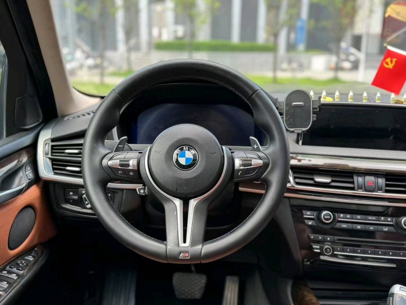 广州15年宝马X57