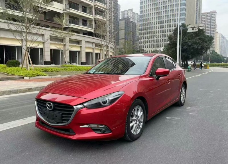 济宁17年马自达昂克赛拉2