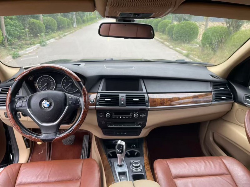 济宁13年宝马X54