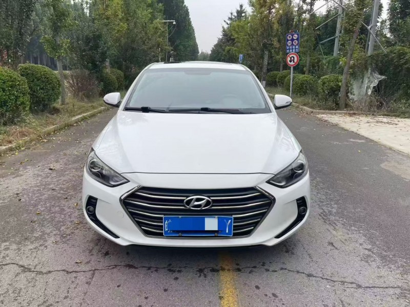 济宁17年现代领动1