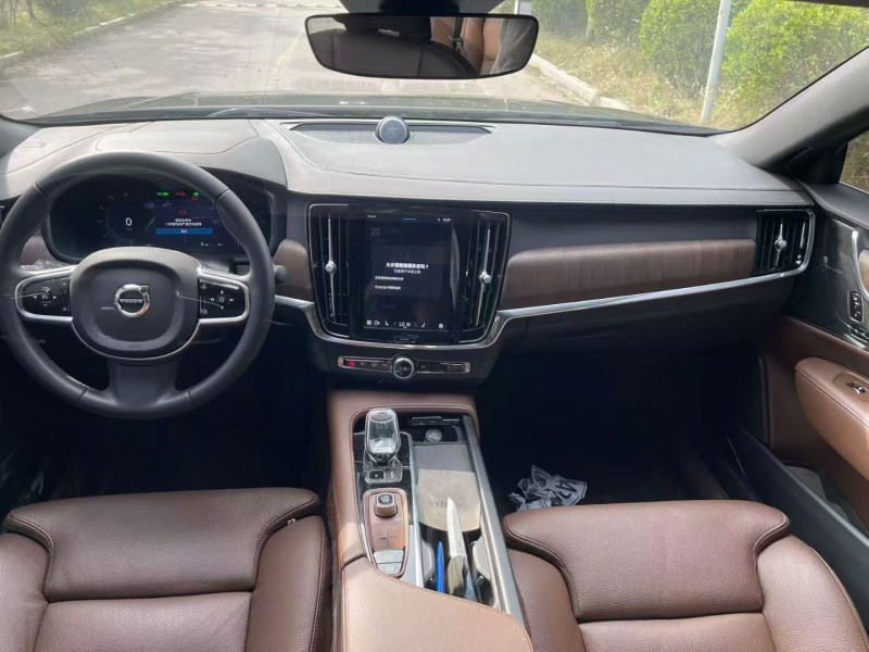 济宁23年沃尔沃S906