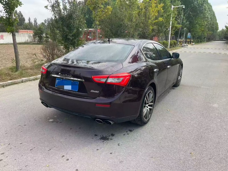 济宁16年玛莎拉蒂Ghibli7