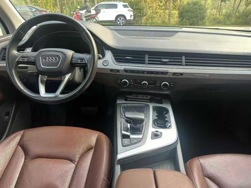 徐州18年奥迪Q75