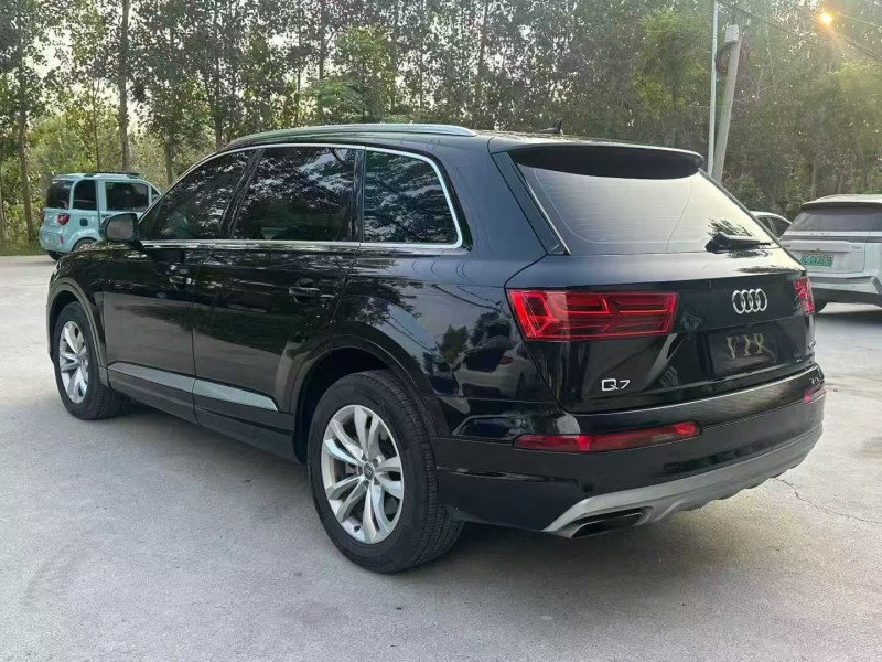 徐州18年奥迪Q78