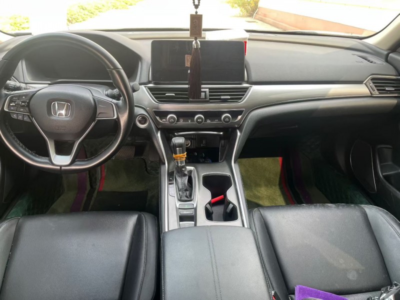 九江23年本田雅阁6