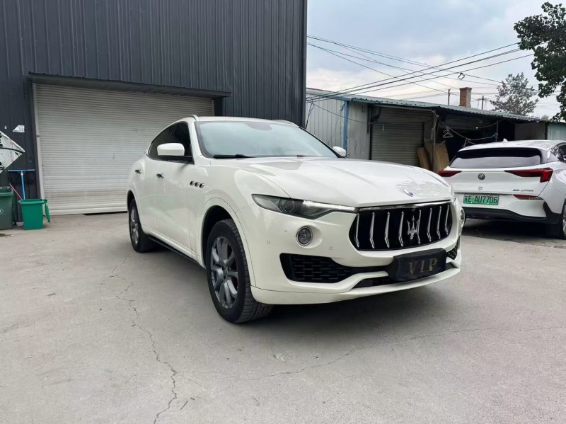 徐州17年玛莎拉蒂Levante2