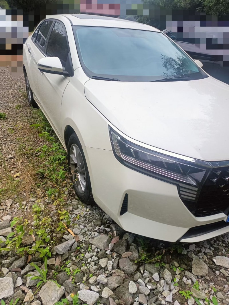 金华25年启辰D606