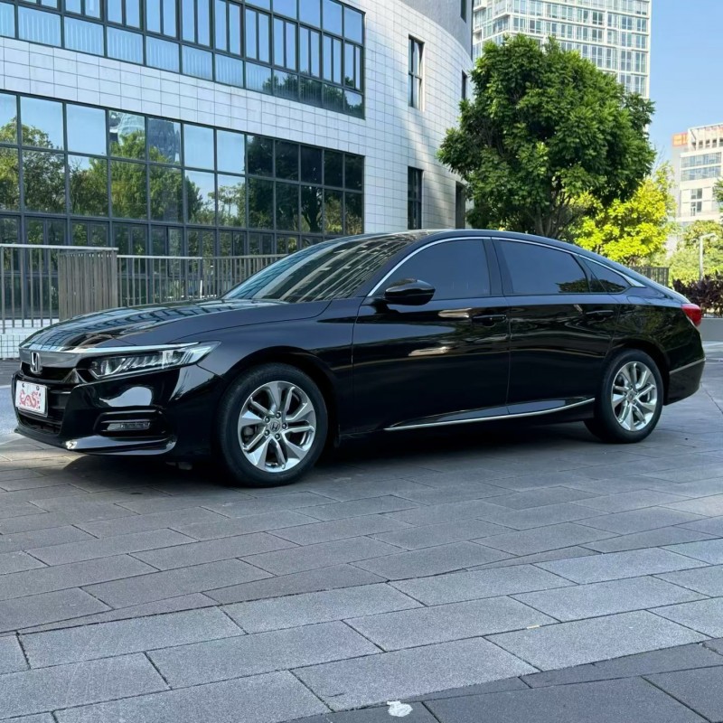 佛山21年本田雅阁3