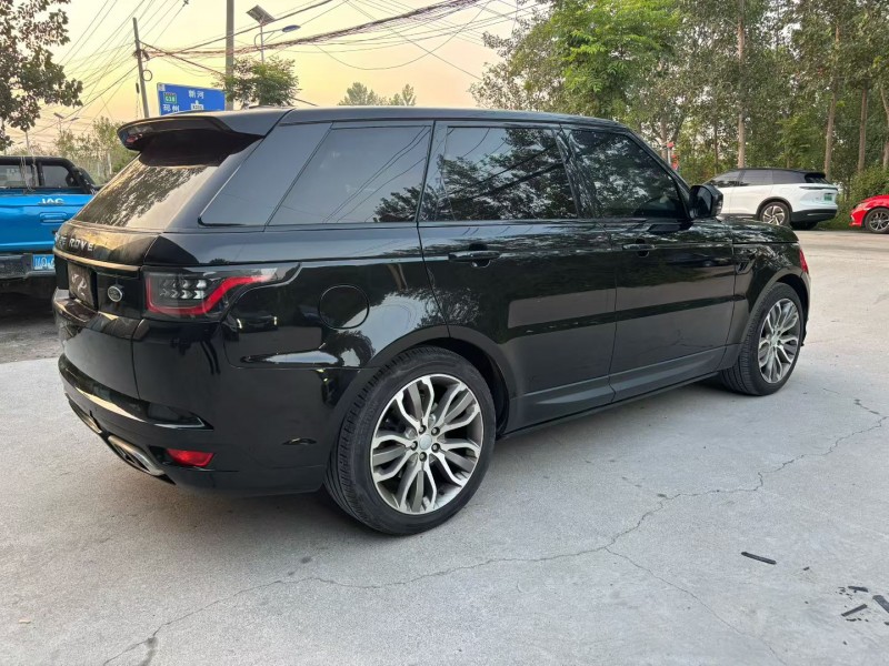 徐州17年路虎揽胜运动7