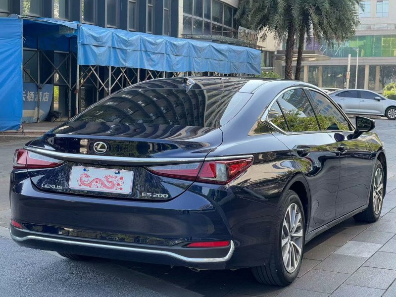 佛山24年雷克萨斯ES8