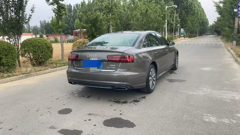 济宁16年奥迪A6L8