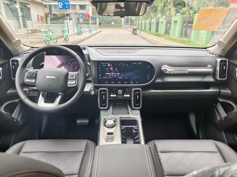 成都25年哈弗大狗5