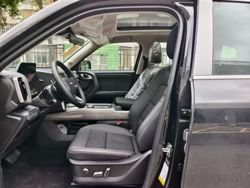 成都25年哈弗大狗6