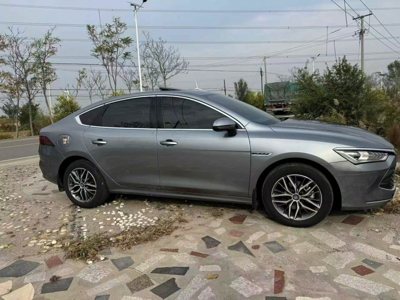 菏泽25年比亚迪秦5