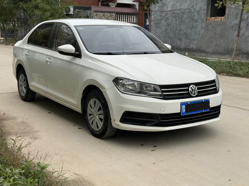 新乡19年大众桑塔纳3