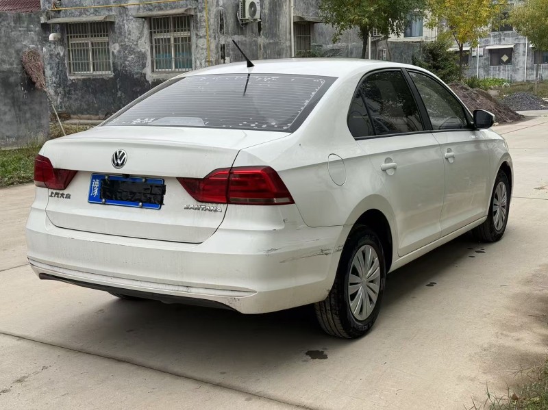 新乡19年大众桑塔纳4