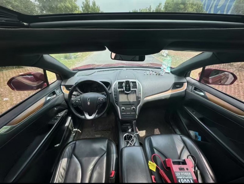 济宁15年林肯MKC4