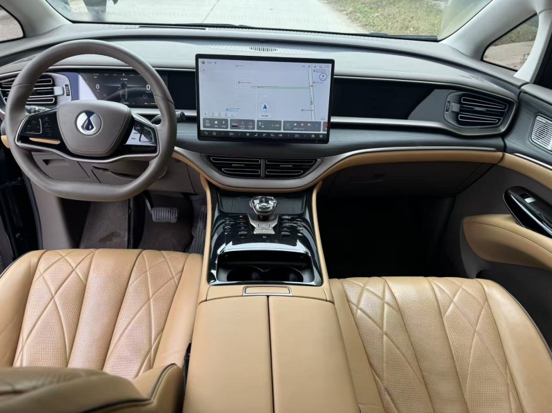 新乡23年腾势D95