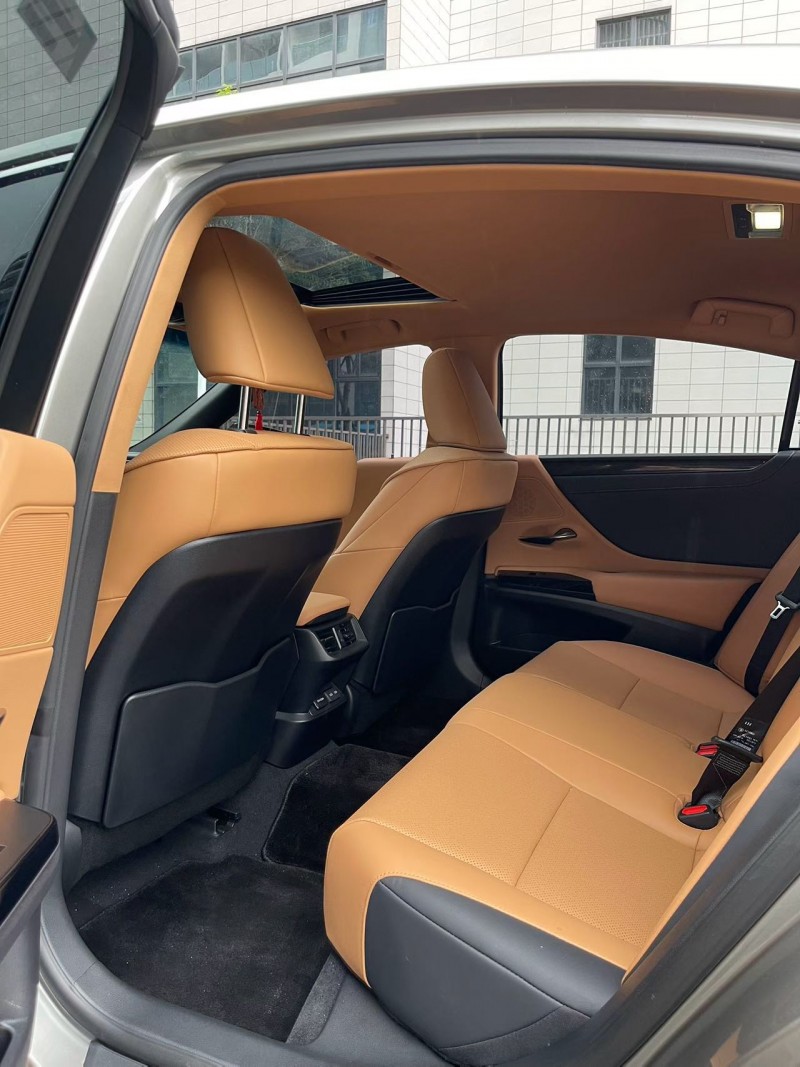 佛山23年雷克萨斯ES6