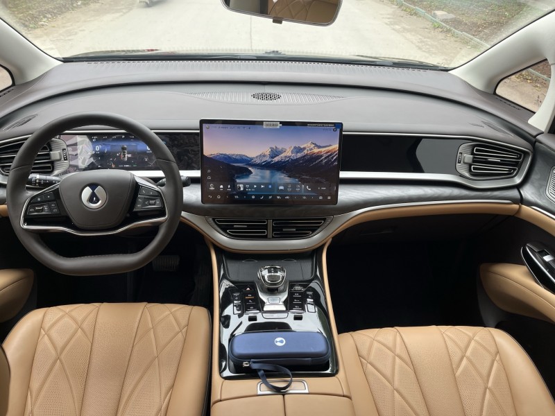 新乡24年腾势D97