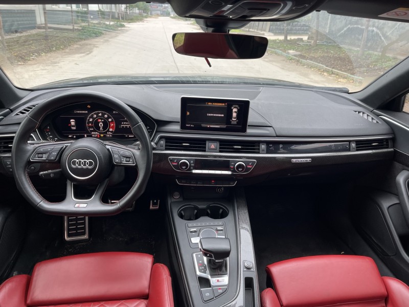 新乡19年奥迪S45