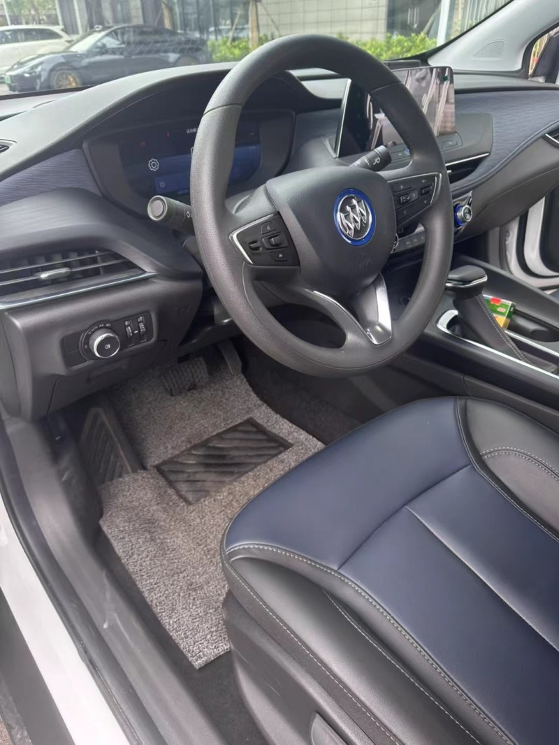 佛山23年别克微蓝4