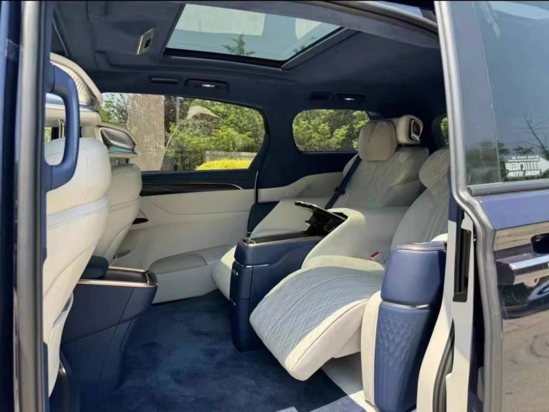 济宁22年别克GL84