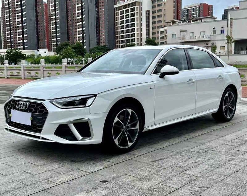 济宁24年奥迪A4L2