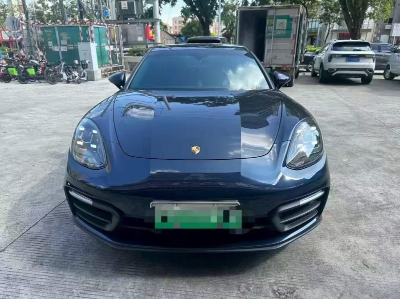 广州22年保时捷帕拉梅拉1