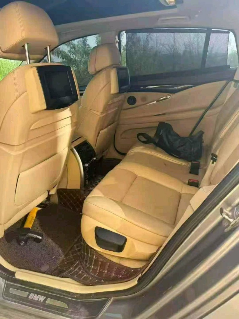 九江10年宝马5系4