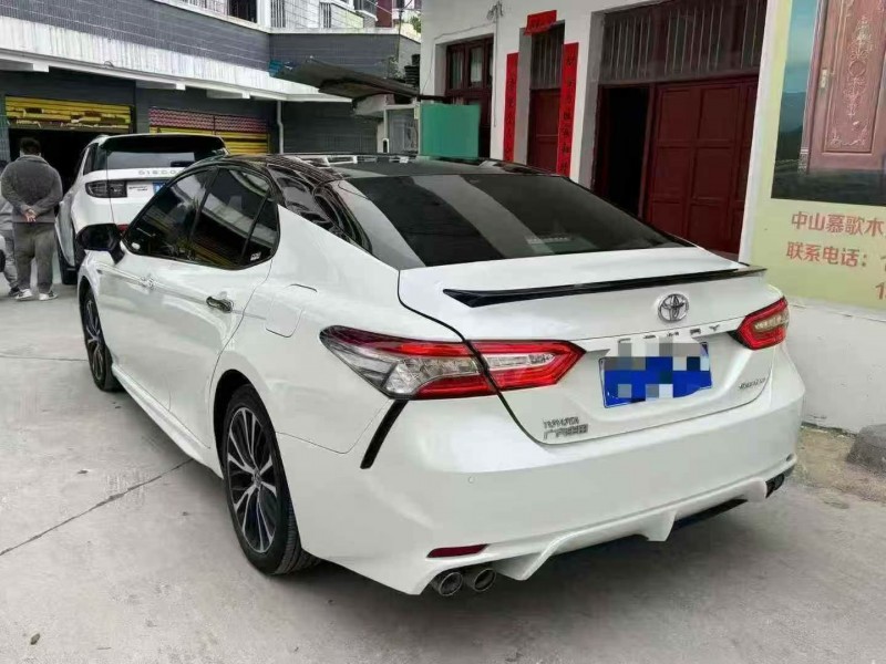 邵阳19年丰田凯美瑞8