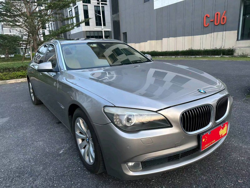 广州11年宝马7系2