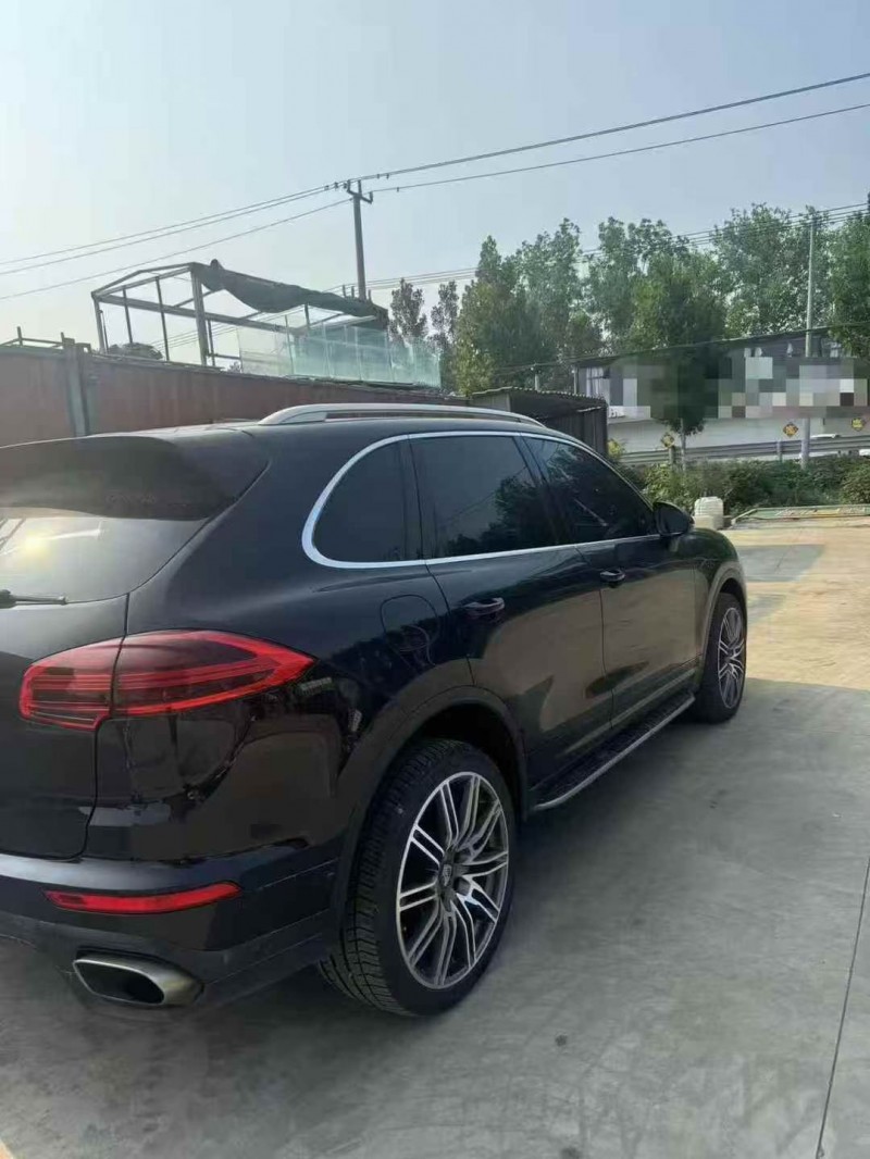 苏州15年保时捷卡宴6