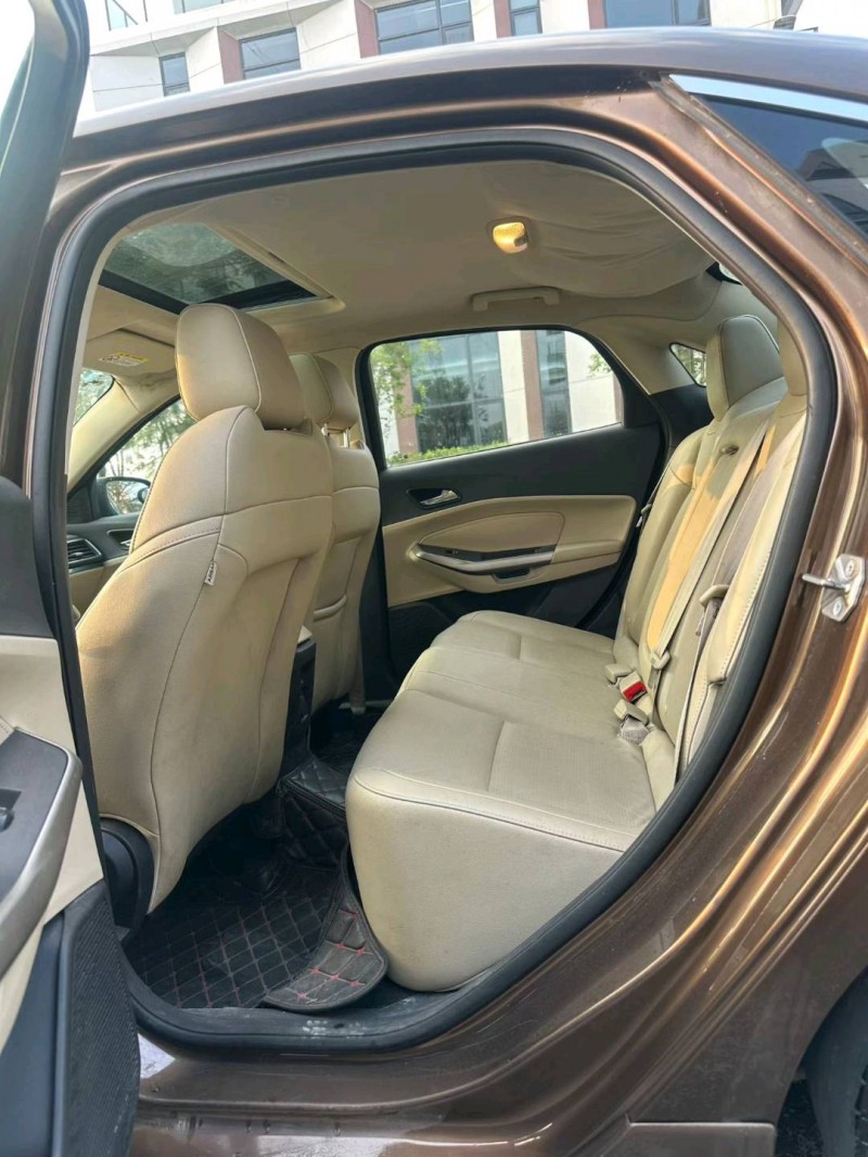 广州17年福特福睿斯5