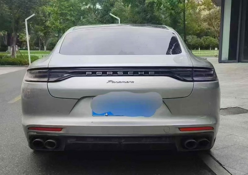 重庆24年保时捷帕拉梅拉9