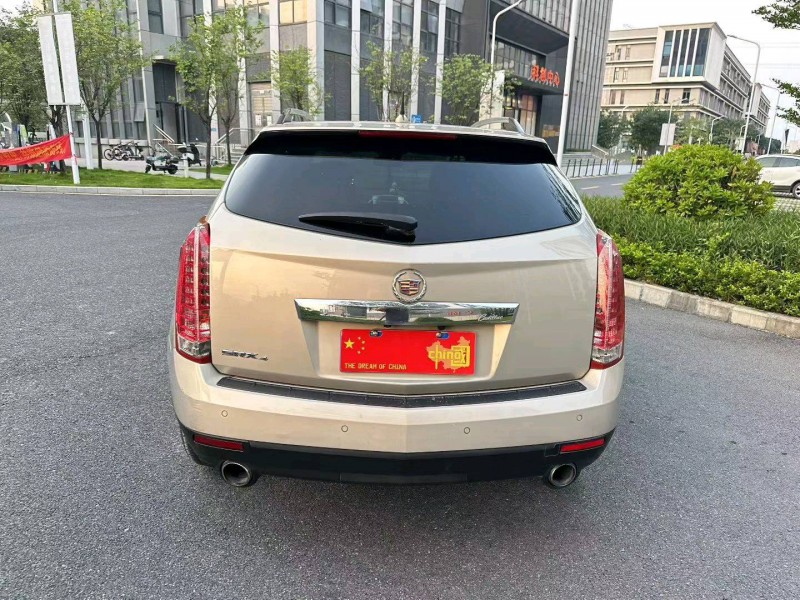 广州10年凯迪拉克SRX5