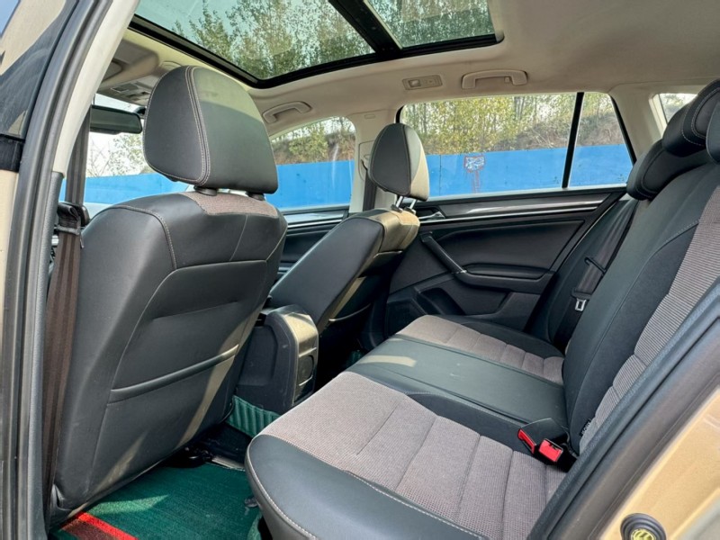 青岛17年大众蔚领5