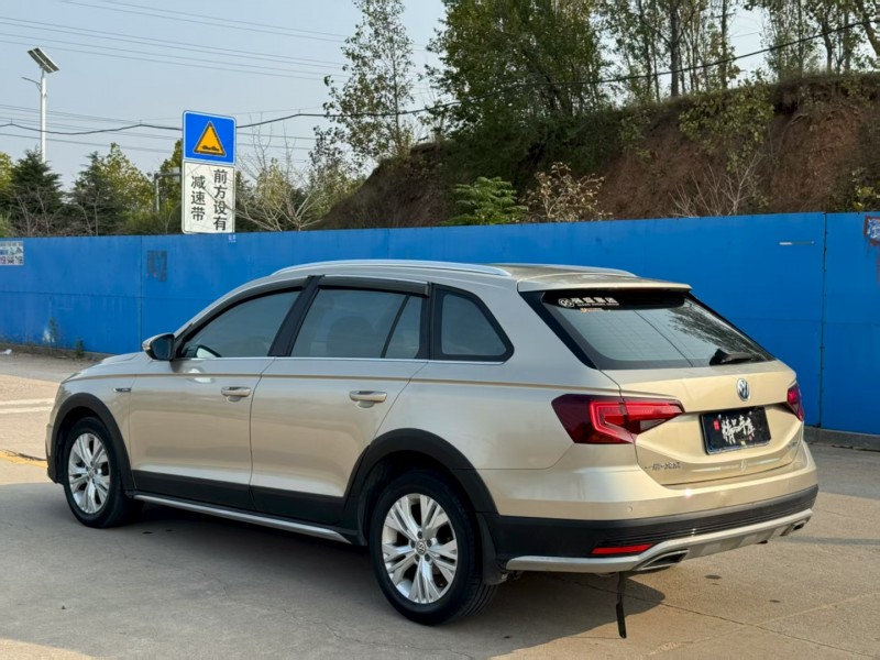 青岛17年大众蔚领7