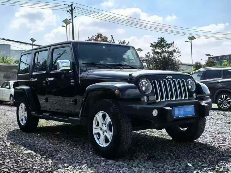 衡阳16年Jeep牧马人3
