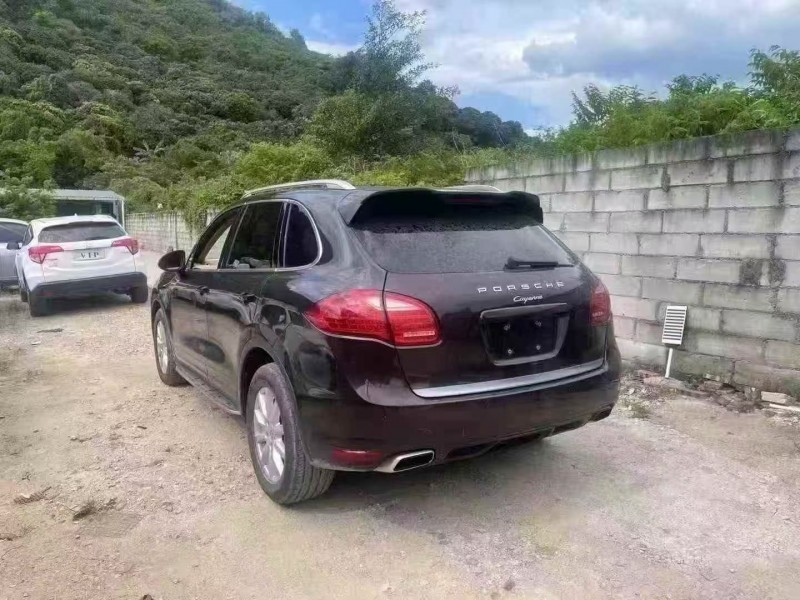 茂名14年保时捷卡宴7