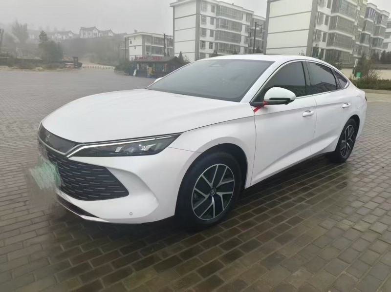 菏泽25年比亚迪秦2