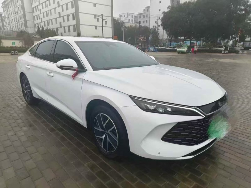 菏泽25年比亚迪秦3