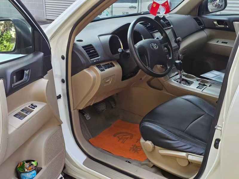 菏泽13年丰田汉兰达8