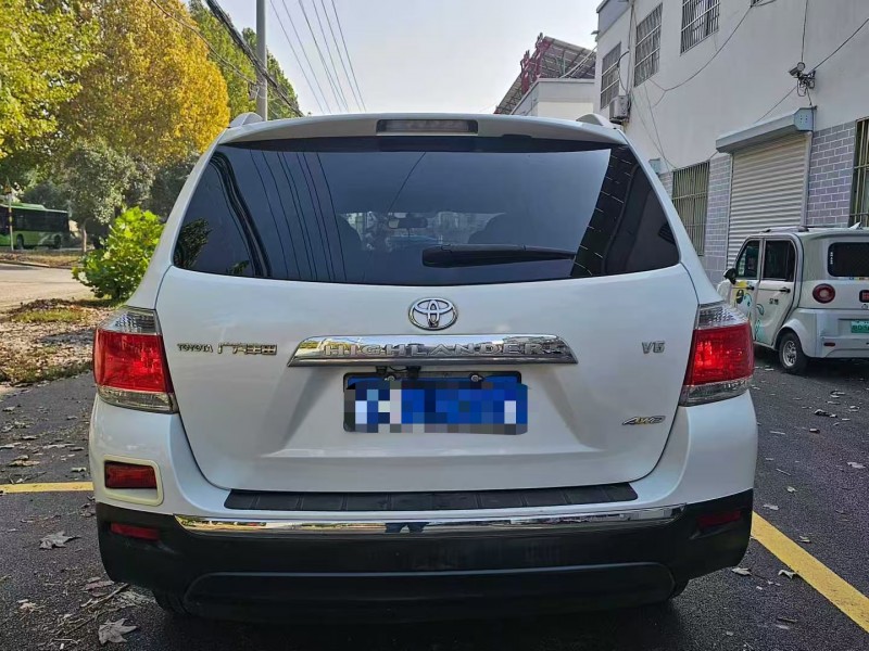 菏泽13年丰田汉兰达9