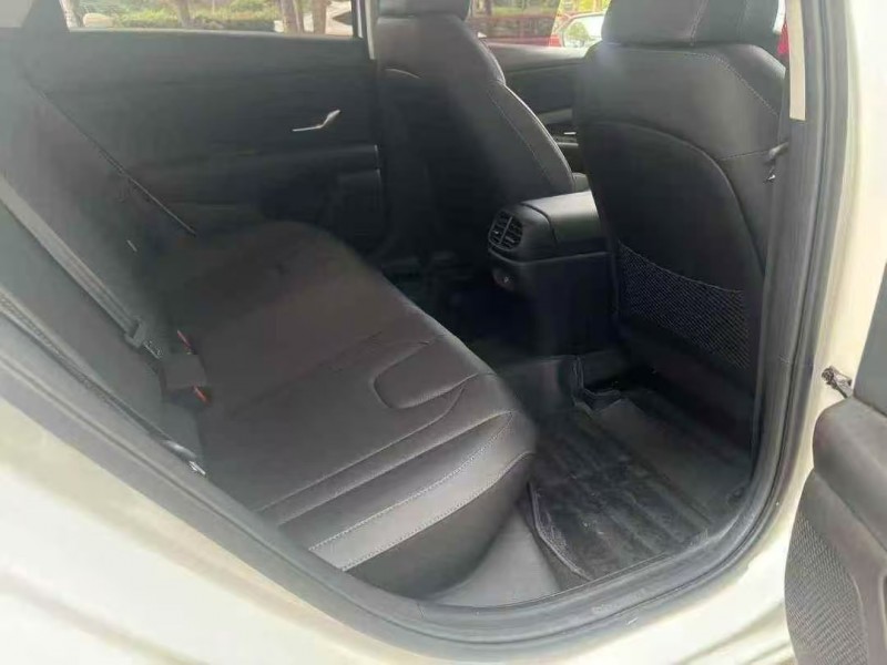 济宁25年现代伊兰特7