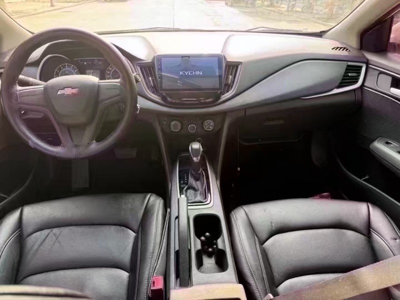 济宁19年雪佛兰科沃兹5